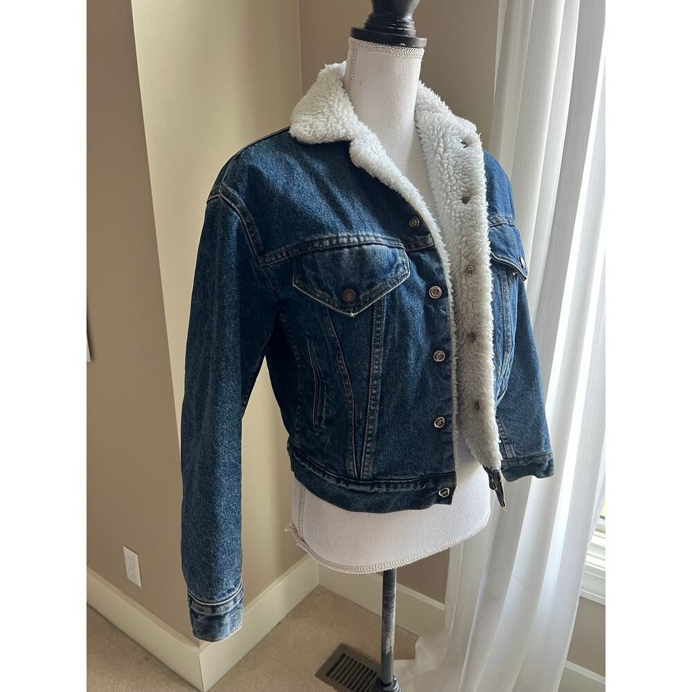 Vintage 1980s Womens Levis Sherpa Lined Denim Jacket Womens Size S/M - Picture 2 of 7